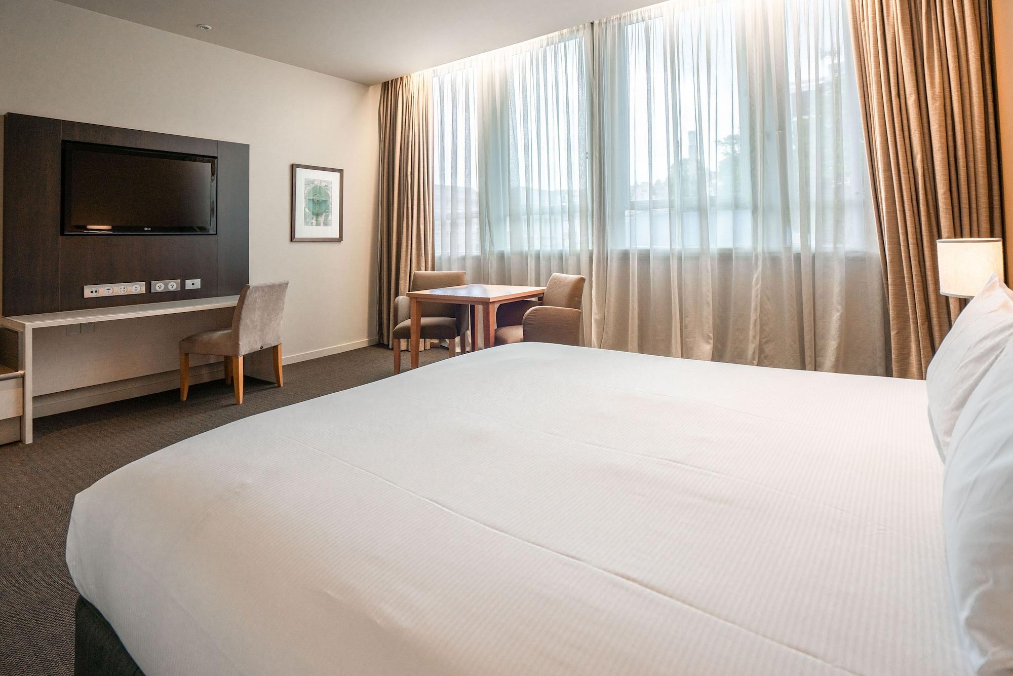 Scenic Hotel Dunedin City Exteriör bild