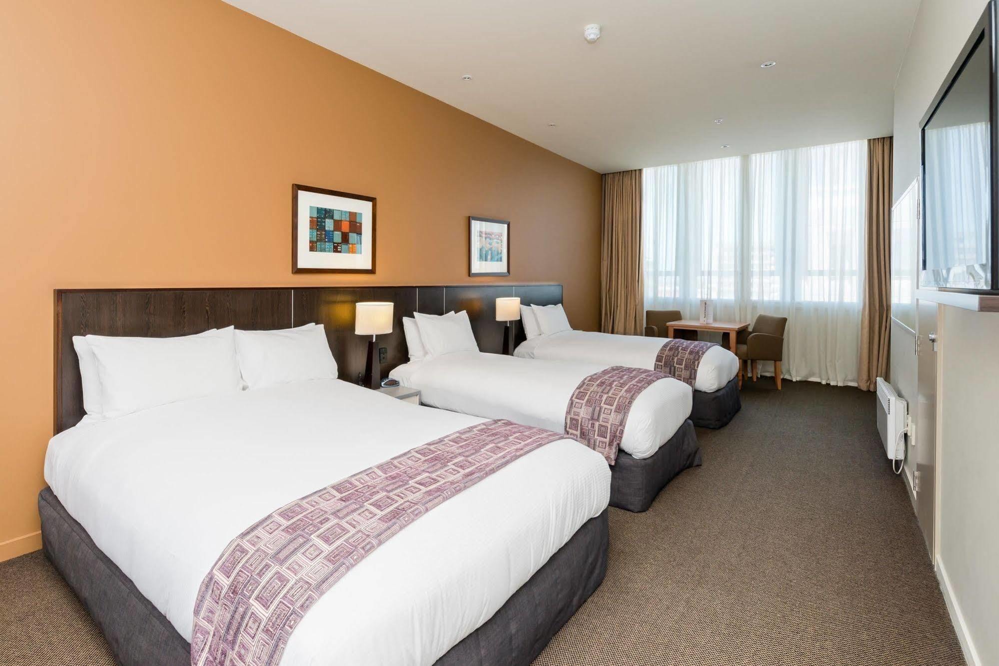 Scenic Hotel Dunedin City Exteriör bild